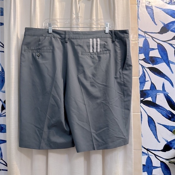 Men’s Gray Adidas Climalite 3 Stripe 100% Polyester Golf Shorts Size 40 - Picture 5 of 8